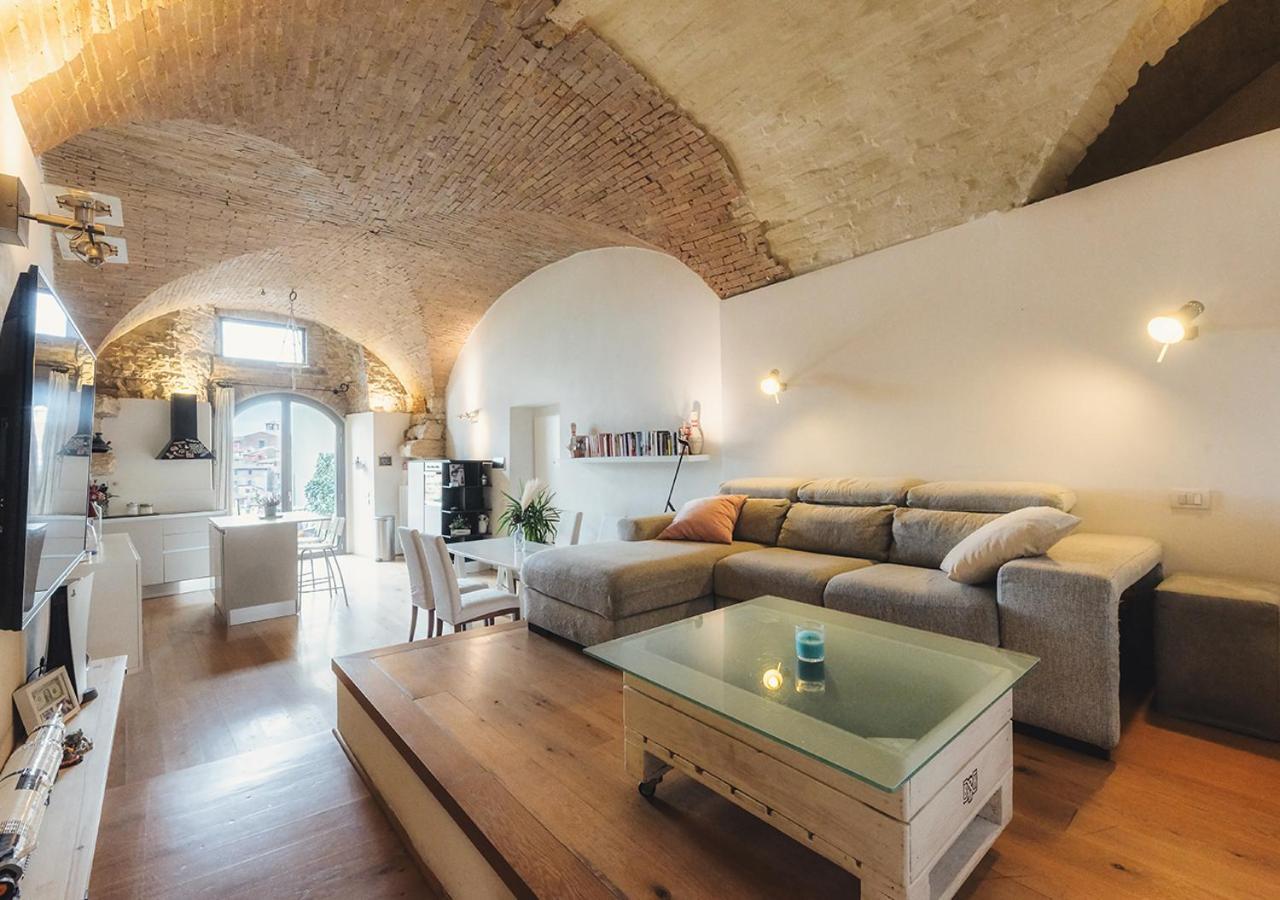 Casa Etrusca - Con Giardino E Vista - Italywego Lejlighed Perugia Eksteriør billede